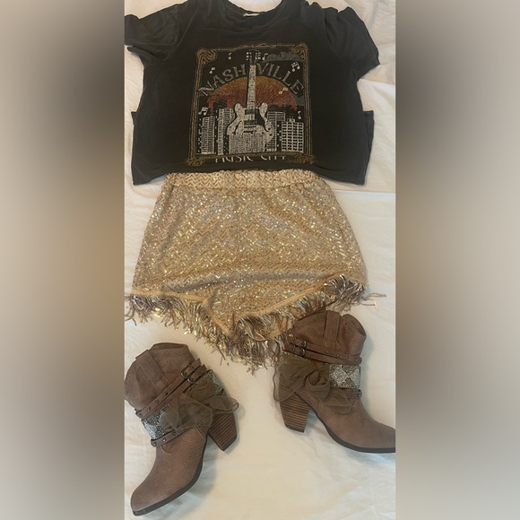 Country Concert Outfit! - Picture 13 of 13